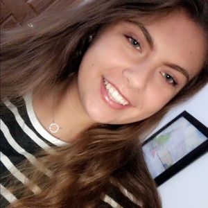 Meet your Posher, Robyn